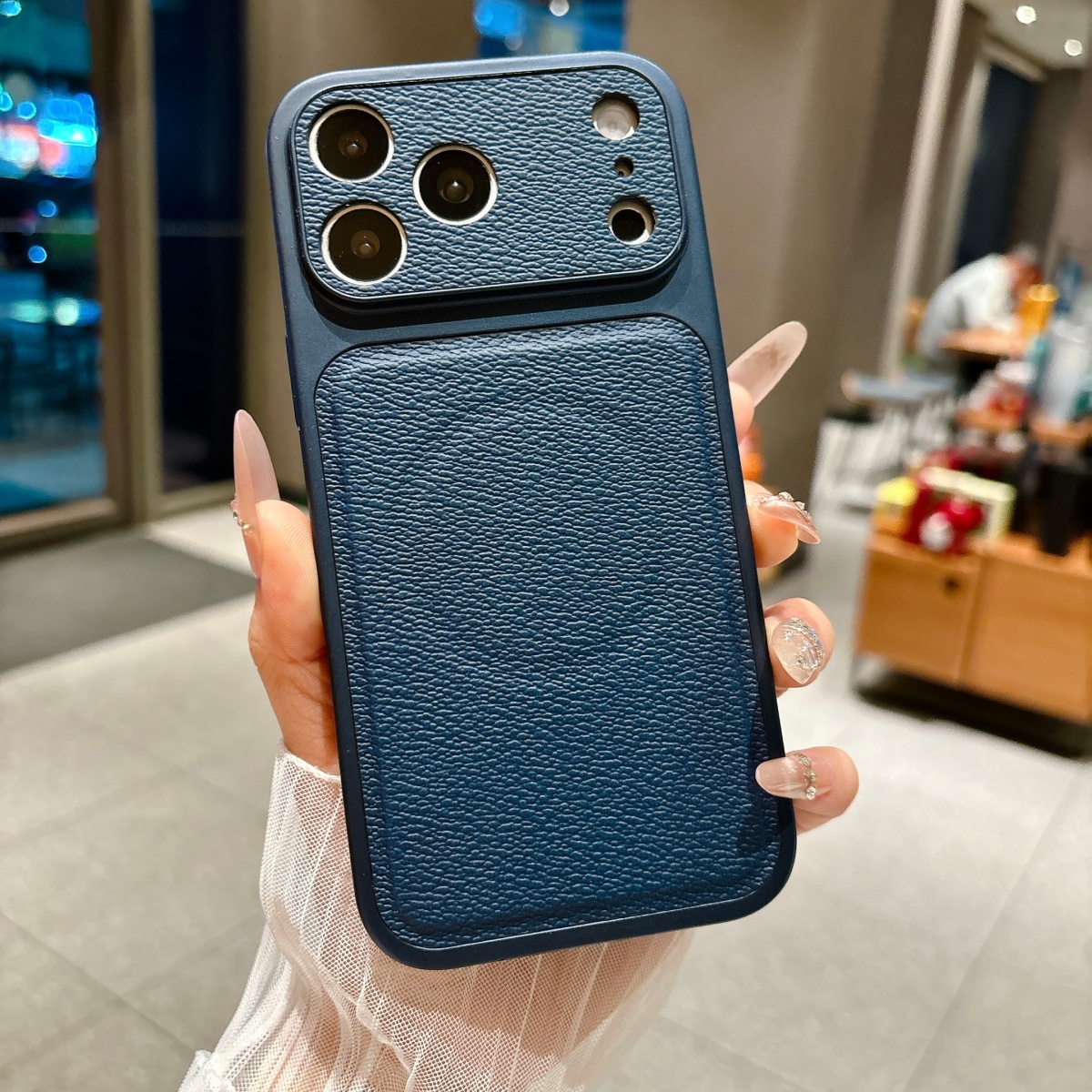Luxury Matte Leather Large Win - مراجعة Rugged Armor Case وسعره
