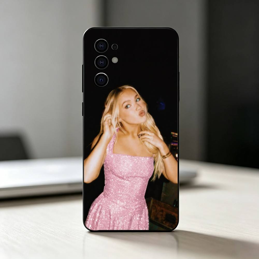 Singer U-Uncover Z-Zara Larsso - مراجعة Phone Cases Zara وسعره