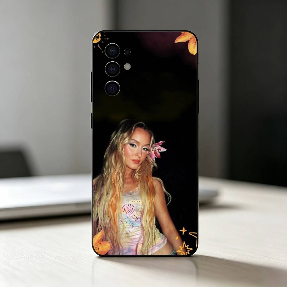 Singer U-Uncover Z-Zara Larsso - مراجعة Phone Cases Zara وسعره